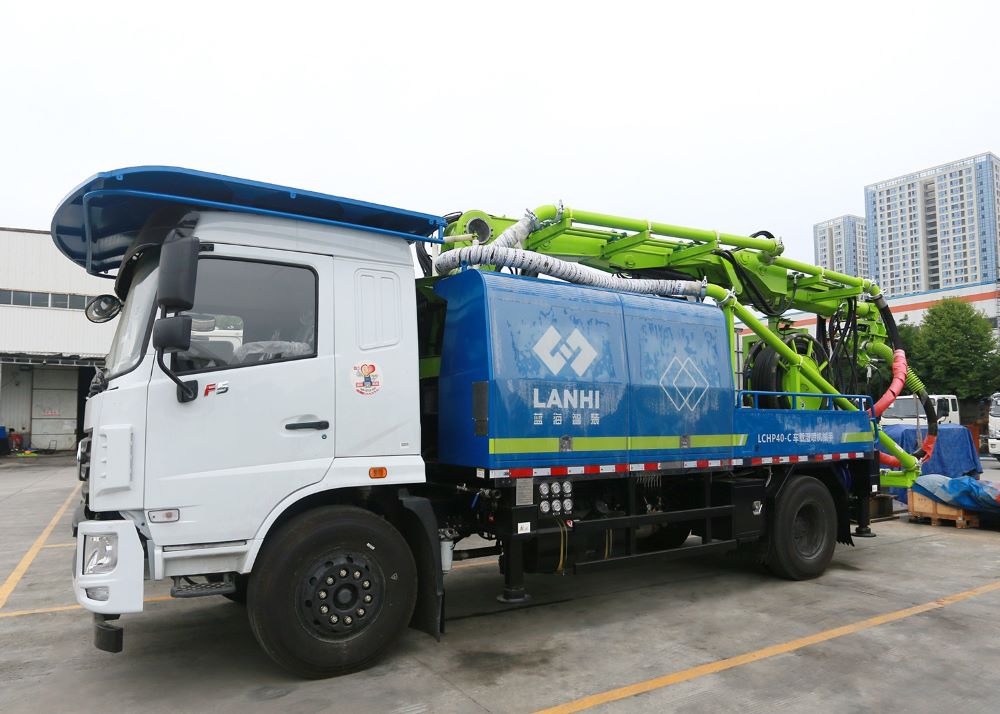 混凝土濕噴臺(tái)車在各類工程施工中的應(yīng)用與優(yōu)勢(圖1)