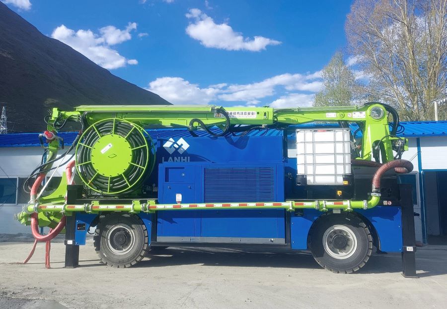 現(xiàn)代隧道施工的高效初期支護設備：混凝土濕噴機械手的優(yōu)勢與應用(圖1)