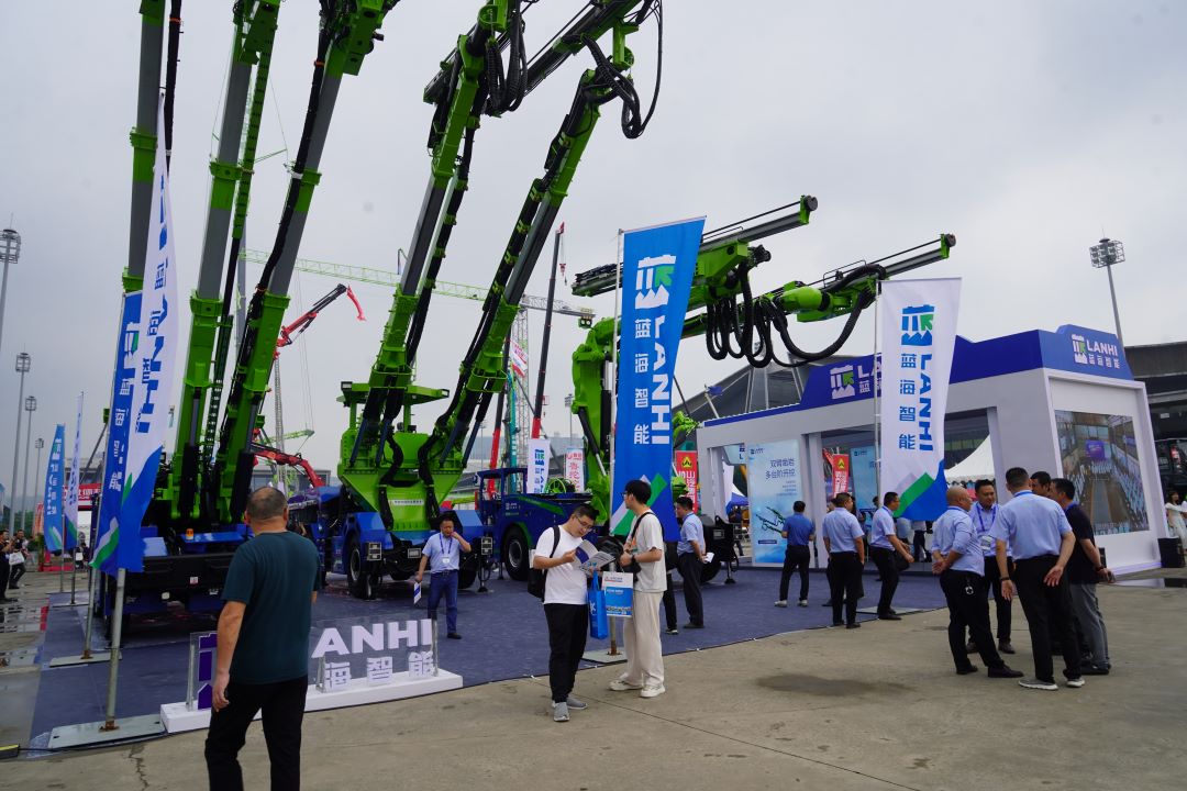 2025長(zhǎng)沙國(guó)際工程機(jī)械展，藍(lán)海智能的四大智能產(chǎn)品引爆展區(qū)(圖3)