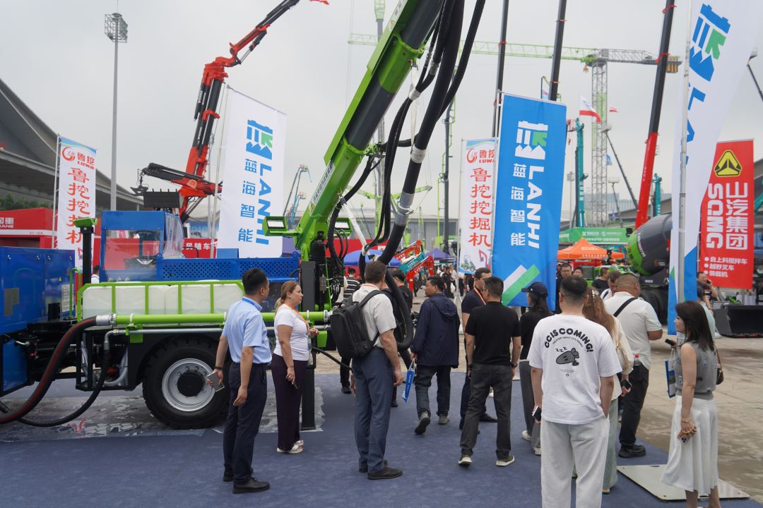 2025長(zhǎng)沙國(guó)際工程機(jī)械展，藍(lán)海智能的四大智能產(chǎn)品引爆展區(qū)(圖5)